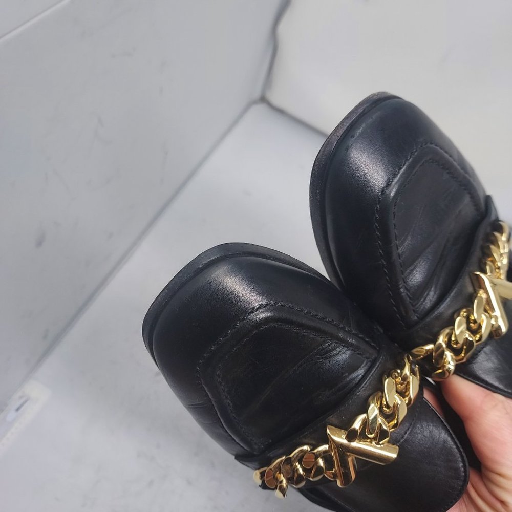 Louis Vuitton Black Gold Chain Loafer - Picture 12 of 12